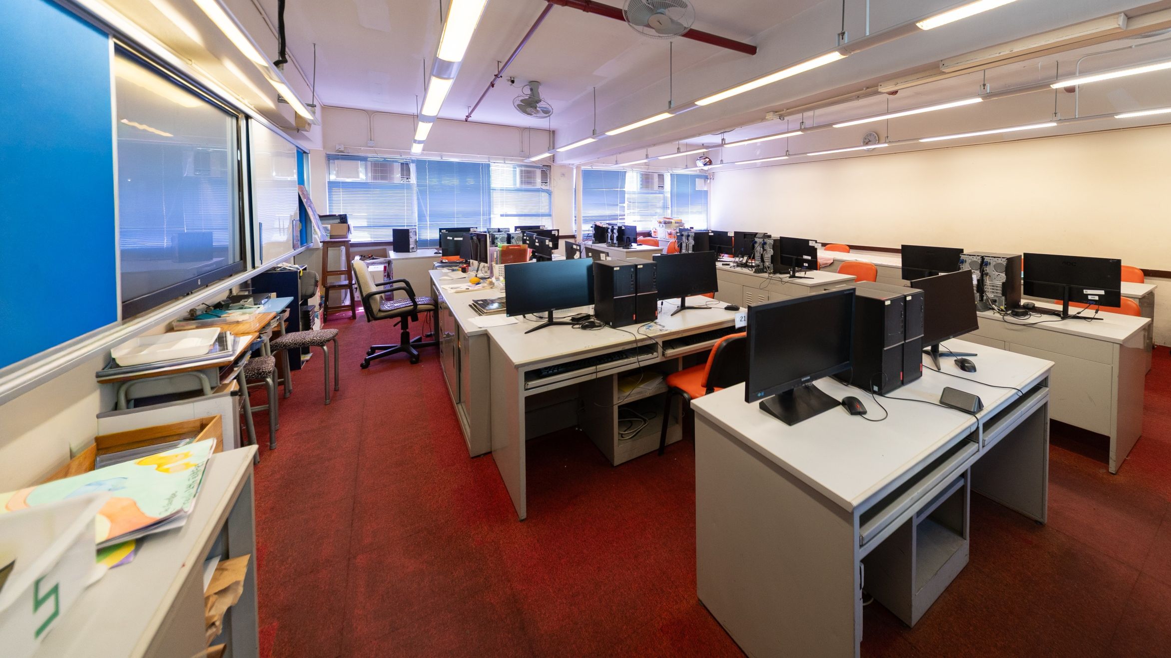 IT38 I.T. Teaching Room